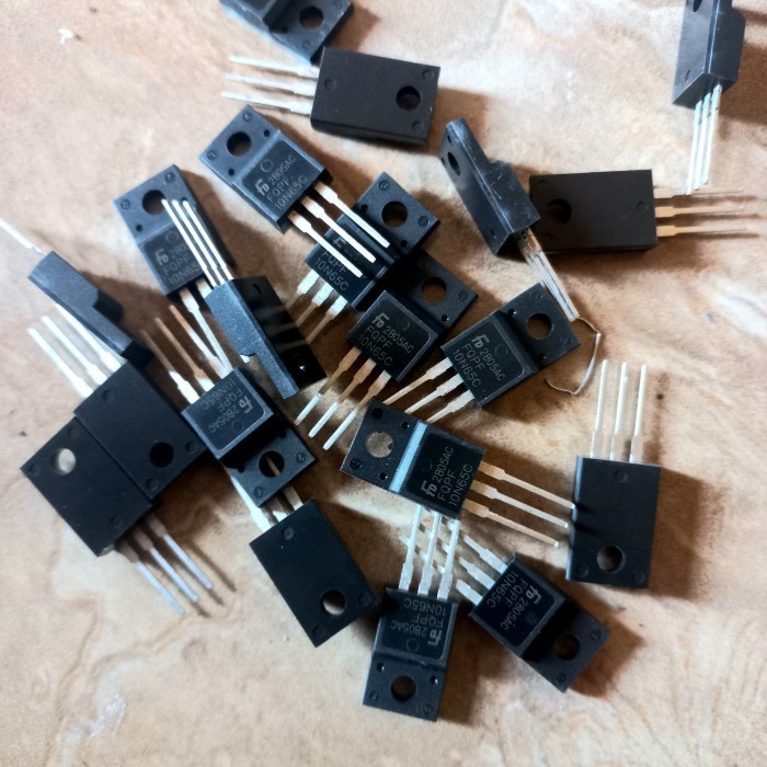 Mosfet FET 10N65 10 N 65 10N65C fpqf10n65 fqpf 10n65c TR ทรานซิสเตอร์ 10a เปลี่ยน 7n65 Fajar electro