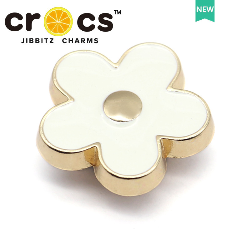 JIBBITZ cross charms ตัวติดรองเท้า โบว์โลหะสนุก ตัวติดรองเท้า cross
