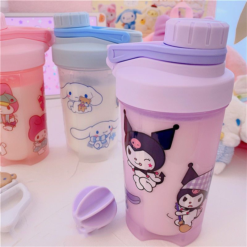 SANRIO ขวดน้ําพลาสติกใส ลายการ์ตูนอนิเมะ Kuromi Cinnamoroll Melody ขนาด 500 มล. 700 มล. Diy