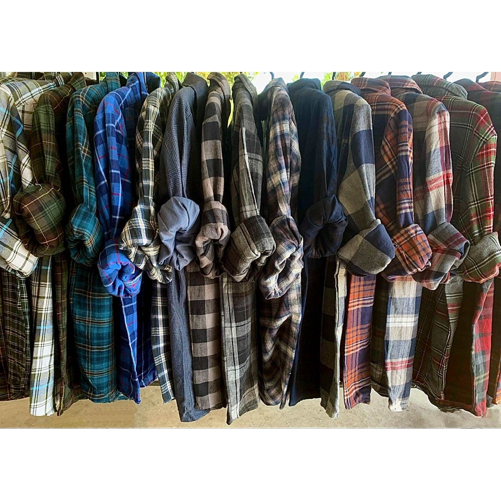 เสื้อเชิ้ตลายสก๊อตแขนยาว  เสื้อทำงาน ใส่ได้ทั้งชายและหญิง งานสภาพดี งานมือสอง นำเข้า - รูปที่ 2