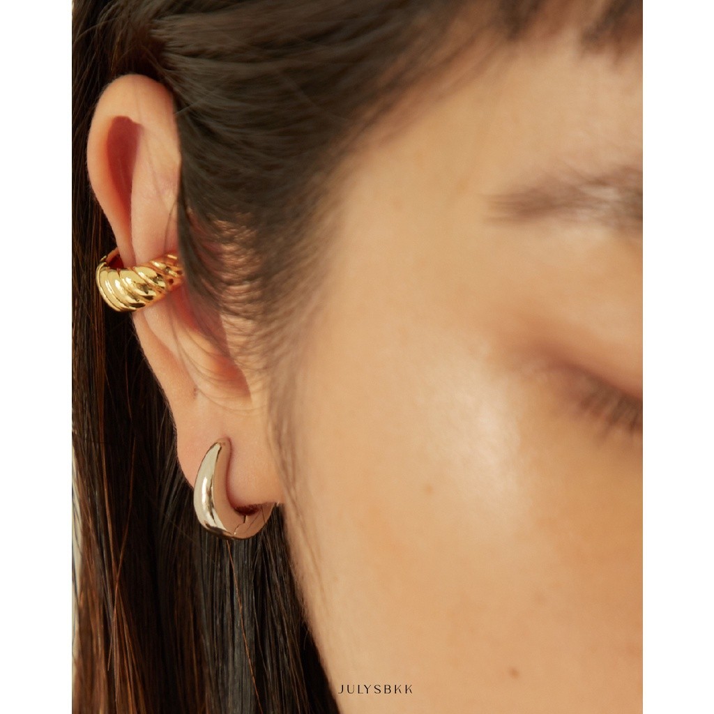ต่างหูห่วง Julys - mini u huggie earrings