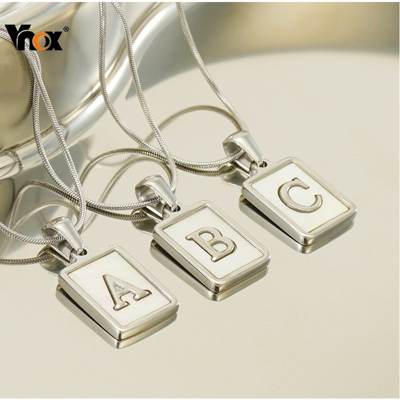 สร้อยคอตัวอักษร AZ สแตนเลส Vnox สําหรับผู้หญิง,สร้อยคอจี้เปลือกสี่เหลี่ยมไม่ซีดจาง