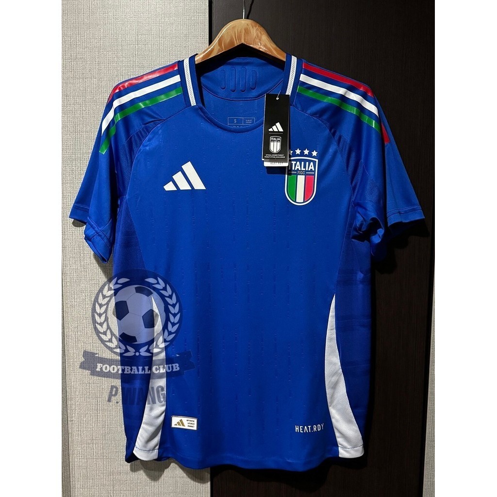 New!!! เสื้อฟุตบอลทีมชาติ อิตาลี Home ชุดเหย้า ยูโร 2024 [ PLAYER ] เกรดนักเตะ สีน้ำเงิน ตรงปกเหมือนต้นฉบับ