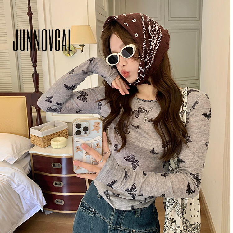 Junnovgal เสื้อยืดลําลอง แขนยาว ผ้าถัก พิมพ์ลายผีเสื้อ ทรงสลิมฟิต สําหรับสตรี 2024