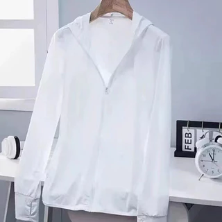 จัดส่งจากประเทศไทย✅ เสื้อกันแดด UPF50+ ผ้าไอซ์ สำหรับกิจกรรมกลางแจ้ง รุ่นใหม่ ชุดฤดูร้อน หลายสี