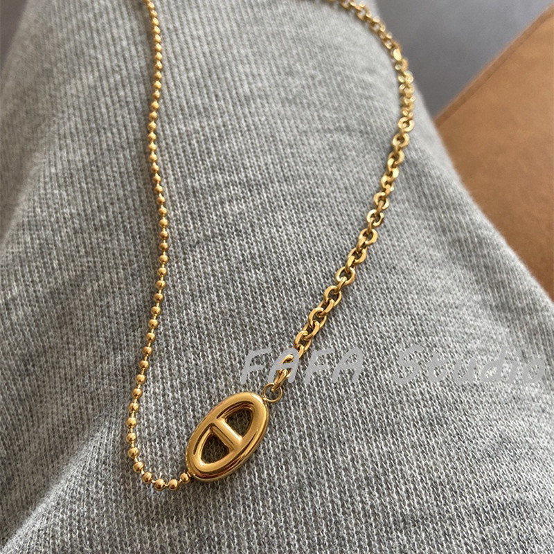 สร้อยคอโซ่ ต่างหู กําไลข้อมือ จมูกหมู สไตล์เรโทร แฟชั่นสําหรับผู้หญิง