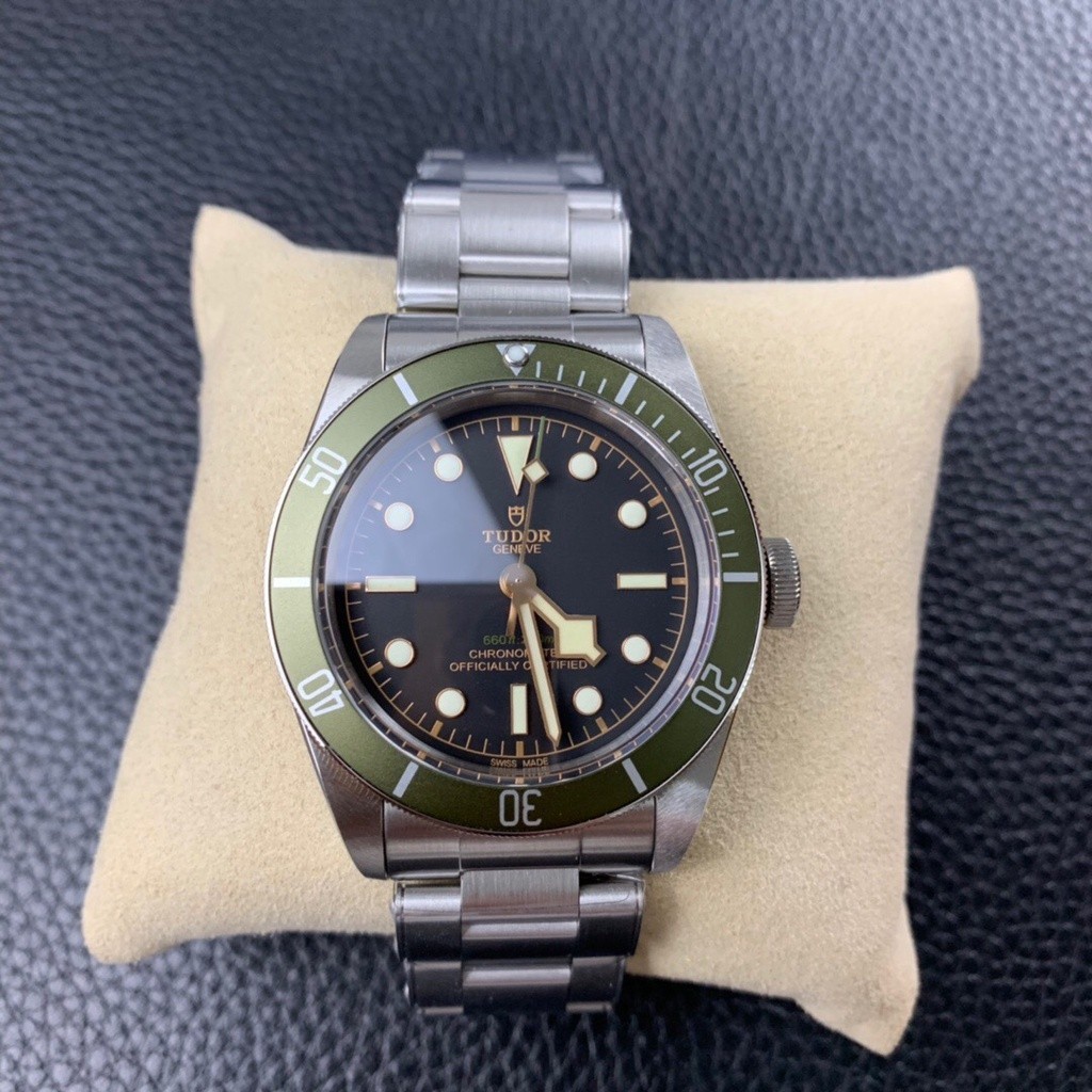 Tudor ZF Factory Green Series Seagull Movement Bay Type: กระจกแซฟไฟร์ 41 มม.