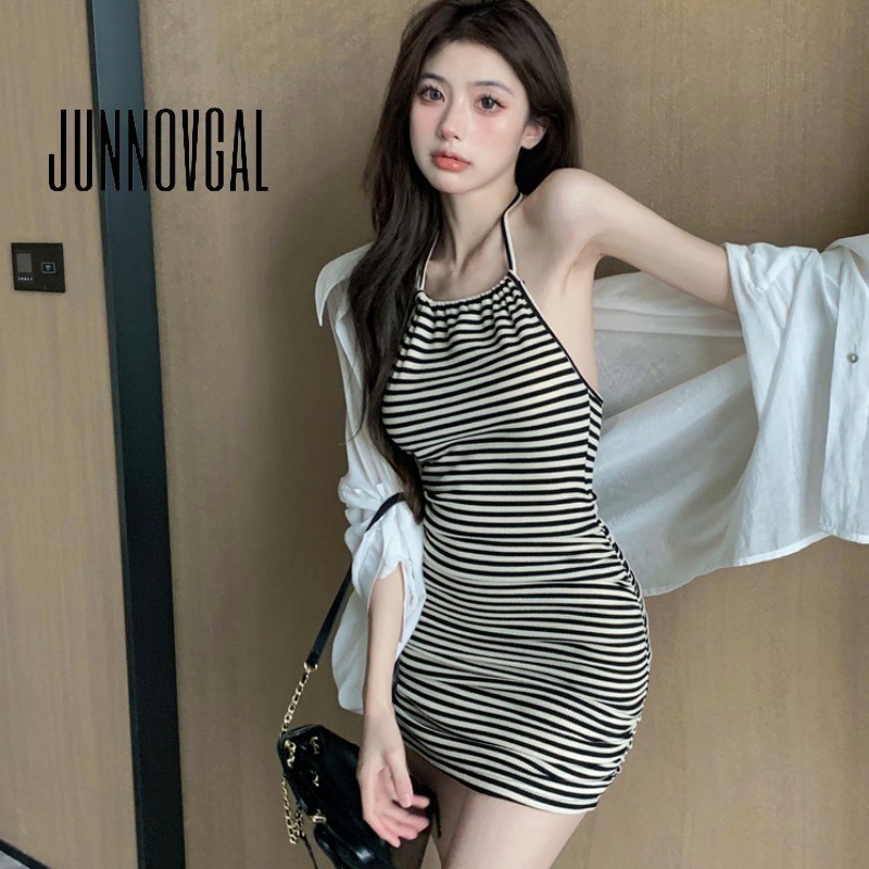 Junnovgal ชุดมินิเดรส แขนกุด ลายทาง สีพื้น แฟชั่นฤดูใบไม้ผลิ สําหรับผู้หญิง 2024