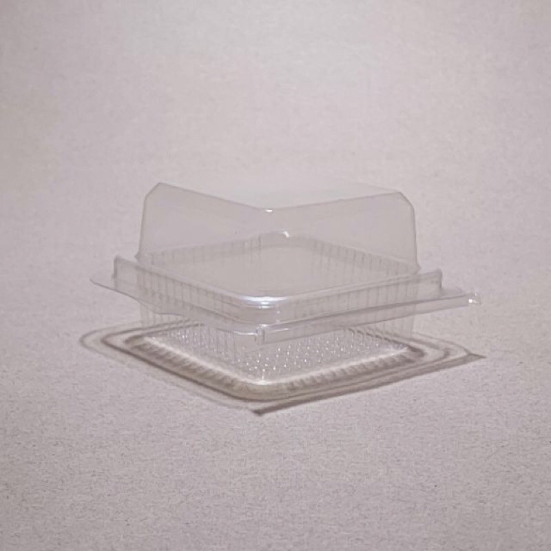 F&F กล่อง H-77  กล่องพลาสติกใสพร้อมฝา (4.5x4.5x4cm.)(100ชิ้น)