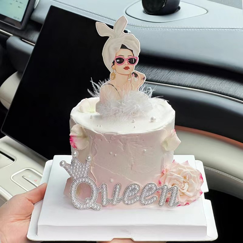 3.8 Queens Day Crown Pearl Queen เค้กตกแต่งคนดัง Feather เทพธิดาจําลอง Rose Plugin