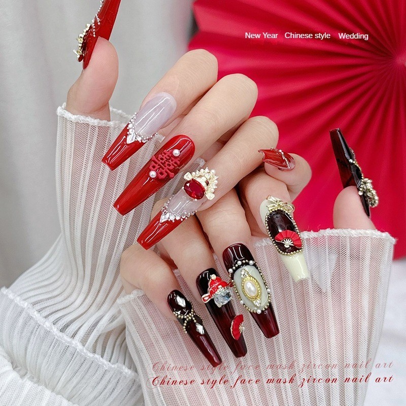 เครื่องประดับเล็บแต่งหน้าละครจีน / พัดลมเจ้าสาวในงานแต่งงานที่หรูหราเบา ๆ แต่งหน้า เครื่องประดับเล็บเพชร - รูปที่ 2