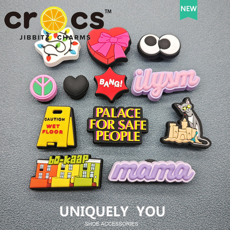 Jibbitz crocs จี้ตัวอักษร ดอกไม้ เข้ากับทุกการแต่งกาย อุปกรณ์เสริม สําหรับตกแต่งรองเท้า