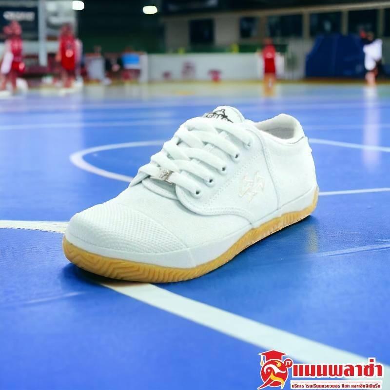 รองเท้าผ้าใบ Breaker รองเท้านักเรียน รองเท้ากีฬา ฟุตซอล เบรกเกอร์  รุ่น Futsal BK4