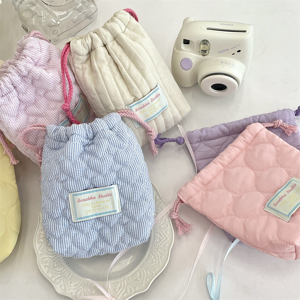 Quilted Cotton Heart Drawstring Camera Bag Simple Striped Polaroid Storage Bag Fashion Portable Shock-resistant Black Card Camera Protective Case Multi-Purpose Outdoor Drawstring Pocket Storage Bag