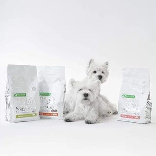 Nature's Protection Superior Care White Dog อาหารสุนัข อาหารเม็ดสำหรับสุนัขขนสีขาว ขนาด 1.5 กิโลกรัม