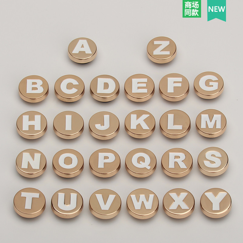 ใหม่ หัวเข็มขัดโลหะ รูปตัวอักษรภาษาอังกฤษ สําหรับตกแต่งรองเท้า crocs jibbitz diy