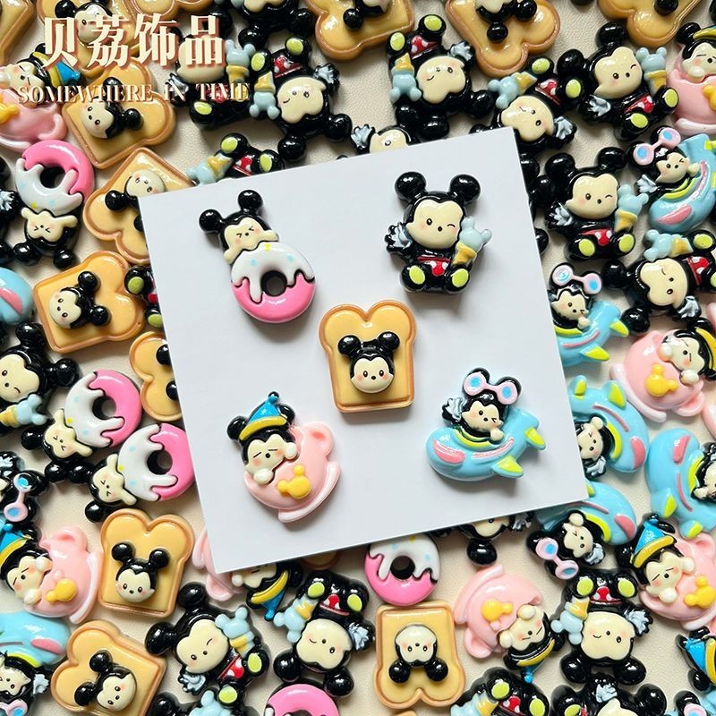 [100 ชิ้น พร้อมส่ง] แผ่นกาวเรซิ่น ลายการ์ตูนมิกกี้เมาส์ สําหรับตกแต่งเครื่องประดับ กิ๊บติดผม รองเท้า โทรศัพท์มือถือ diy