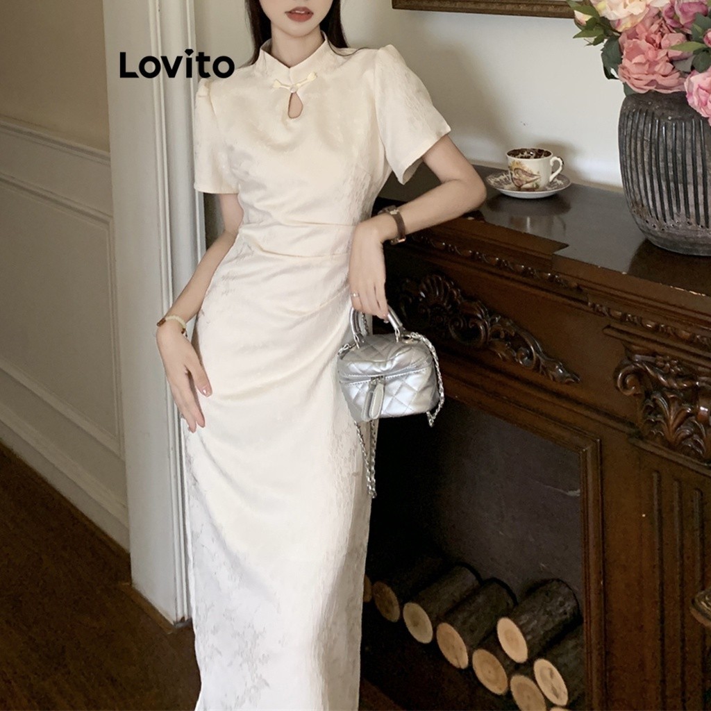 Lovito ชุดเดรสผู้หญิง แต่งจีบ แต่งกระดุม สีพื้น สไตล์หรูหรา LNE38212 (สีออฟไวท์)
