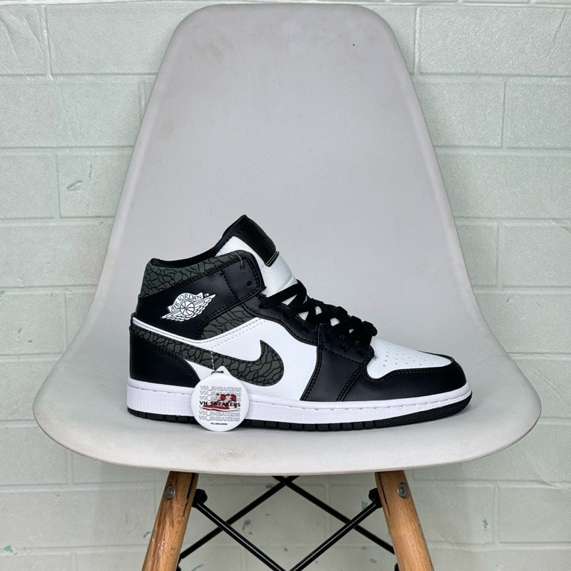 Nike Air Jordan 1 Mid SE รองเท้าช้างแพนด้า  คลาสสิก