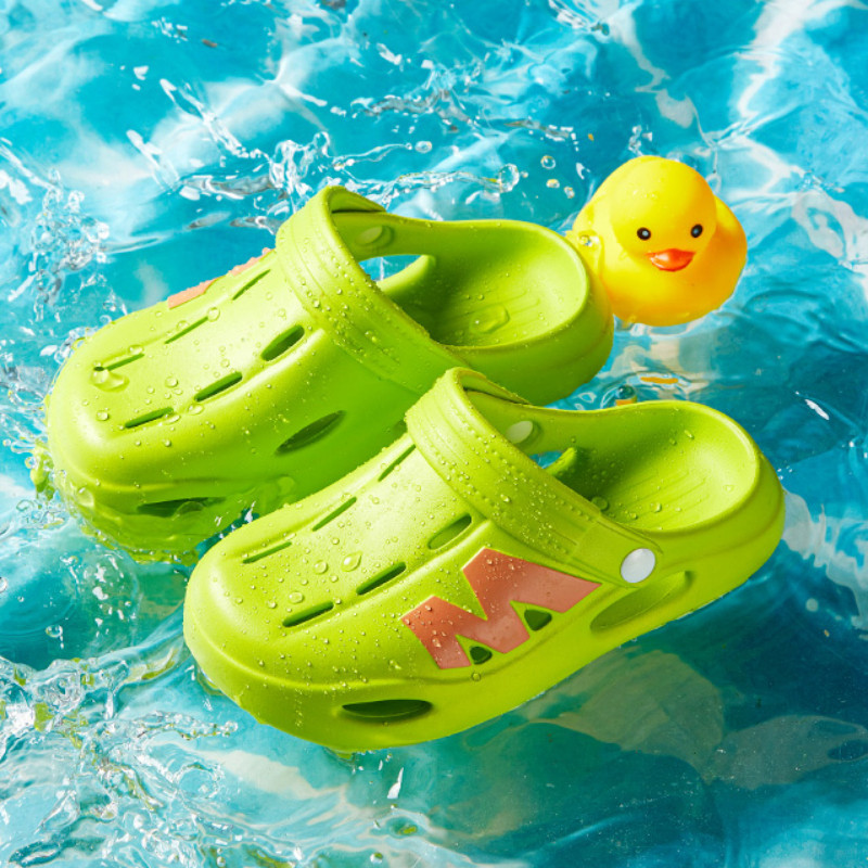 Cheerful Mario M พิมพ์ลาย Crocs รองเท้าแตะนิ่มเด็ก สีดํา สีเขียว สีส้ม สีขาว รองเท้าหัวโตแฟชั่นผู้ชาย รองเท้ารัดส้นเด็กผู้ชาย