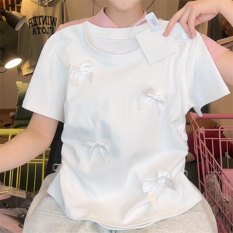 เสื้อยืดแขนสั้น คอกลม ประดับโบว์ สีขาว แฟชั่นฤดูร้อน สําหรับผู้หญิง