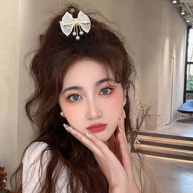 โบว์เพทาย กิ๊บผู้หญิง แฟชั่นเกาหลี หรูหรา มุก พู่ กิ๊บติดผม กิ๊บติดผม เครื่องประดับผม สําหรับเด็กผู้หญิง