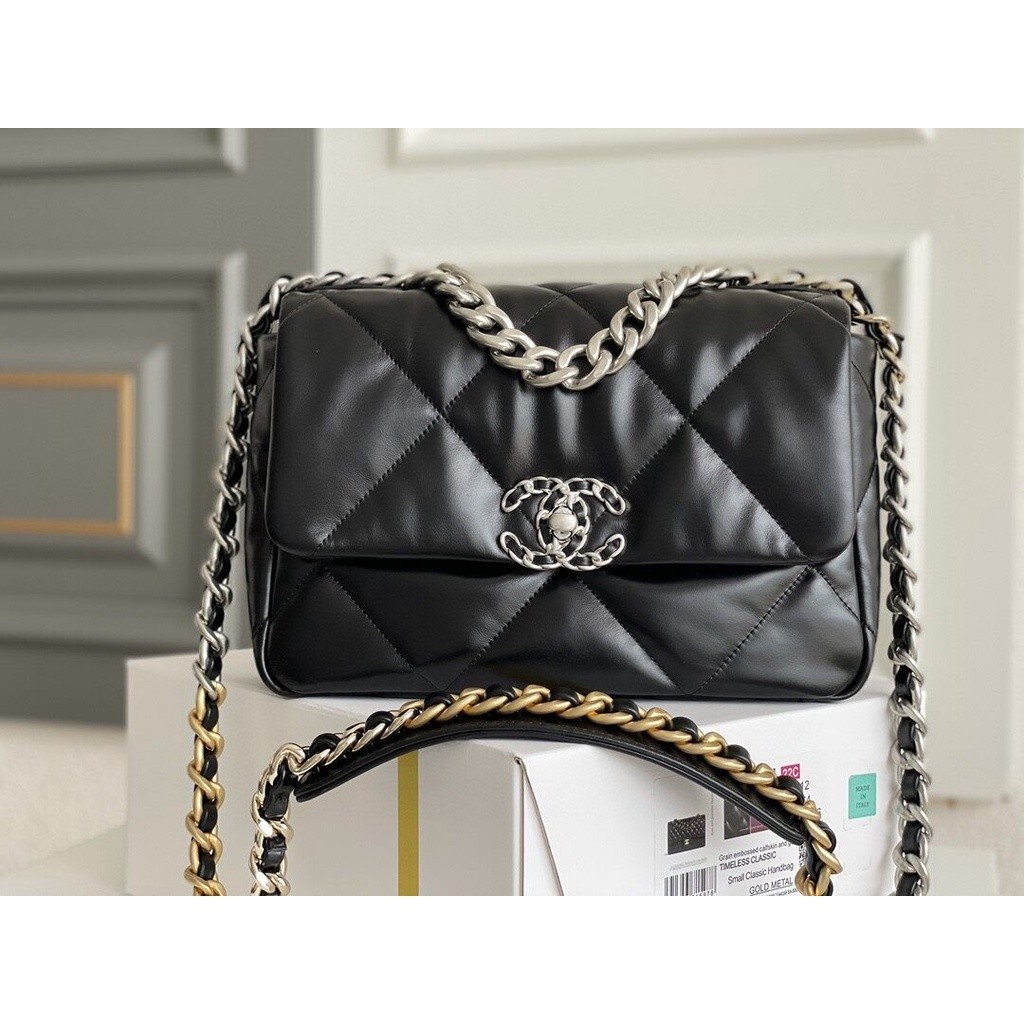 Pre-Order  ราคา11700 Chanel 19bag กระเป๋าสะพายไหล่ กระเป๋าสะพาย  𝙎𝙞𝙯𝙚 : 𝟏𝟔*𝟐𝟔*𝟗𝐜𝐦