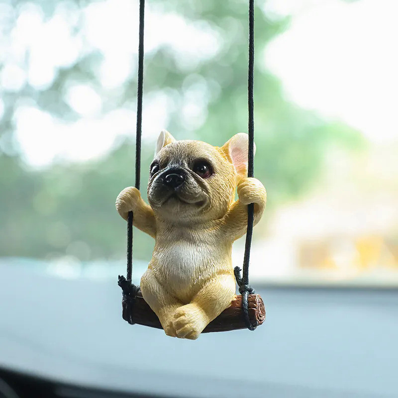 ใหม่เรซิ่นสุนัขน่ารักอะนิเมะอุปกรณ์เสริมรถ Swing Bulldog จี้กระจกมองหลังอัตโนมัติเครื่องประดับวันเกิดคู่อุปกรณ์เสริม