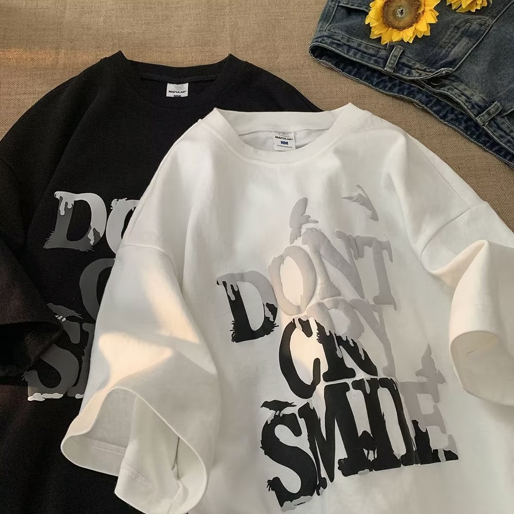 【M-8XL 】อเมริกันออกแบบสร้างสรรค์ความรู้สึกสองสีตัวอักษรพิมพ์เสื้อยืดแขนสั้นสำหรับผู้ชายฤดูร้อนใหม่สบาย ๆ บวกขนาดเสื้อยืดหลวม