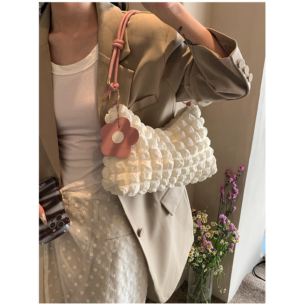 พร้อมส่ง🌈 miss bag fashion กระเป๋าคล้องไหล่ผู้หญิ งกระเป๋าสะพายข้าง D-1429