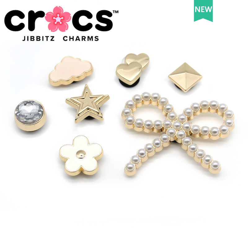 Jibbitz crocs charms หัวเข็มขัดรองเท้า โลหะผสม โบว์ โลหะ แฟชั่น อุปกรณ์เสริมรองเท้าสนุก
