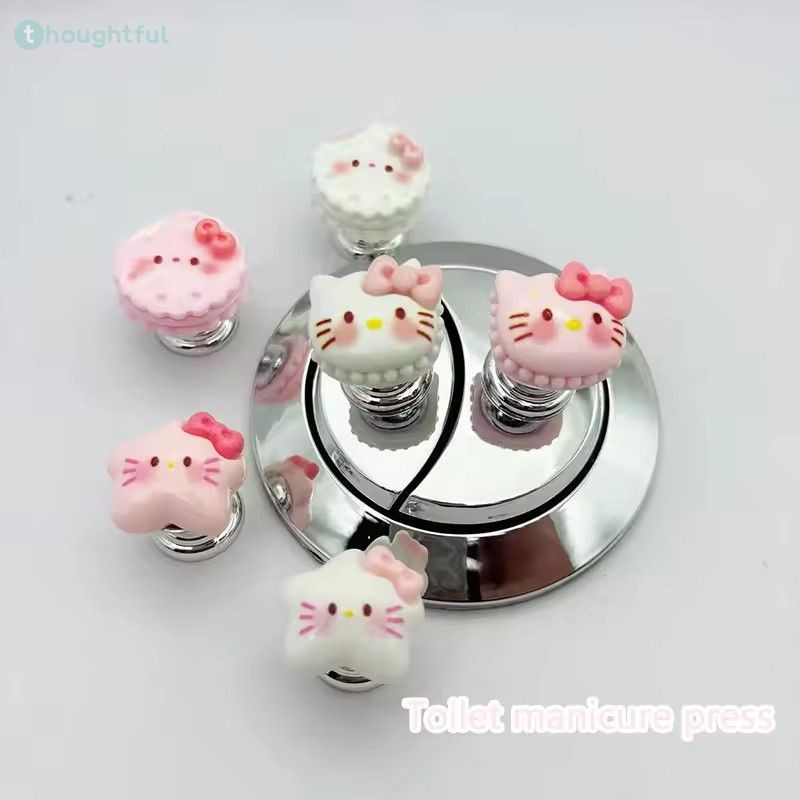 Sanrio Hello Kitty Kuromi ปุ่มกดชักโครกอเนกประสงค์ สวิตซ์ชักโครกสร้างสรรค์ อุปกรณ์เสริม ของขวัญ TH