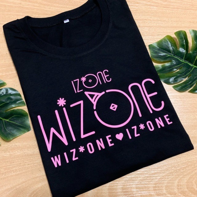 คอกลม 【2022New】🌹เสื้อ #IZONE​ #WIZONE #ตลาดนัดizone เสื้อขาว/ดำ