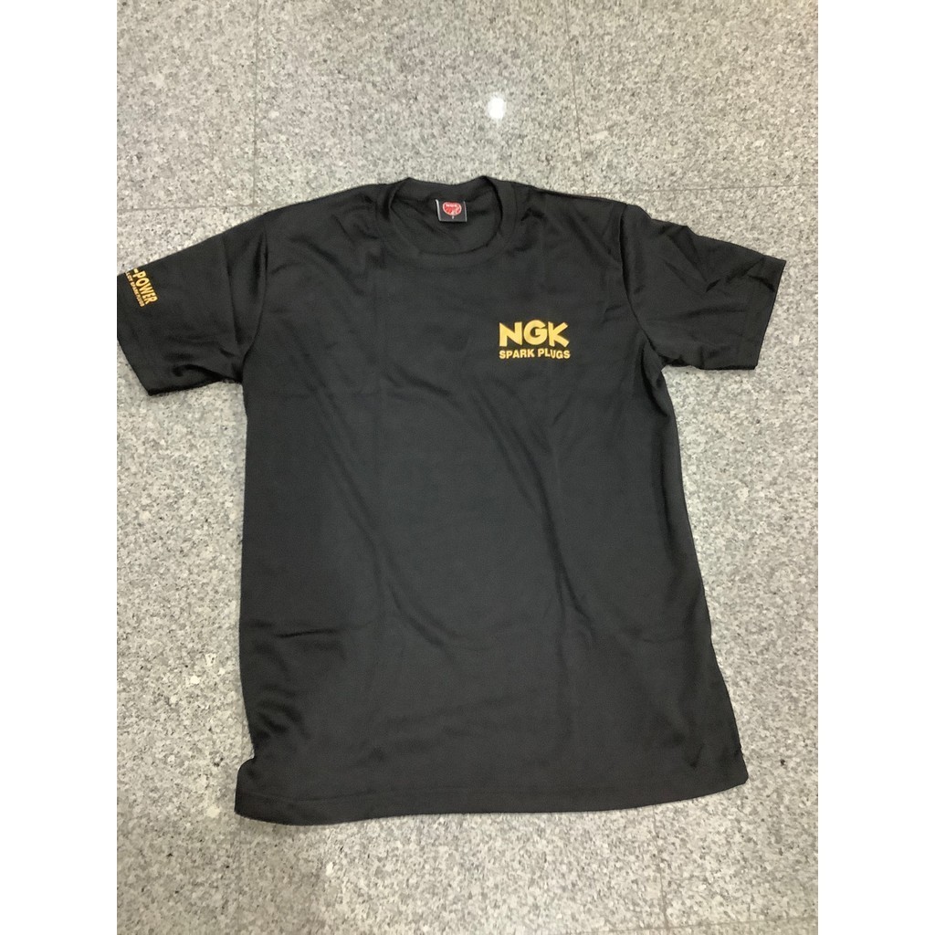 เสื้อยืดใหม่แขนสั้นยี่ห้อ-NGKสีดำรอบอก42นิ้วยาว28นิ้ว T-shirt