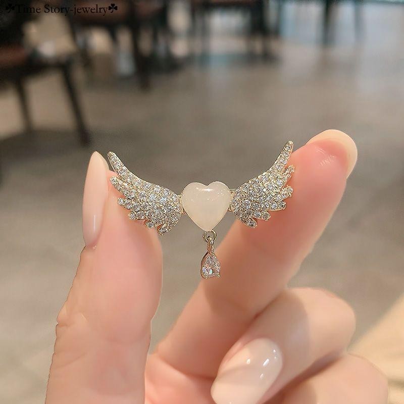 Love Angel Wings เข็มกลัดพรีเมี่ยม Corsage Suit อุปกรณ์เสริมสลิปรัด เข็มกลัด