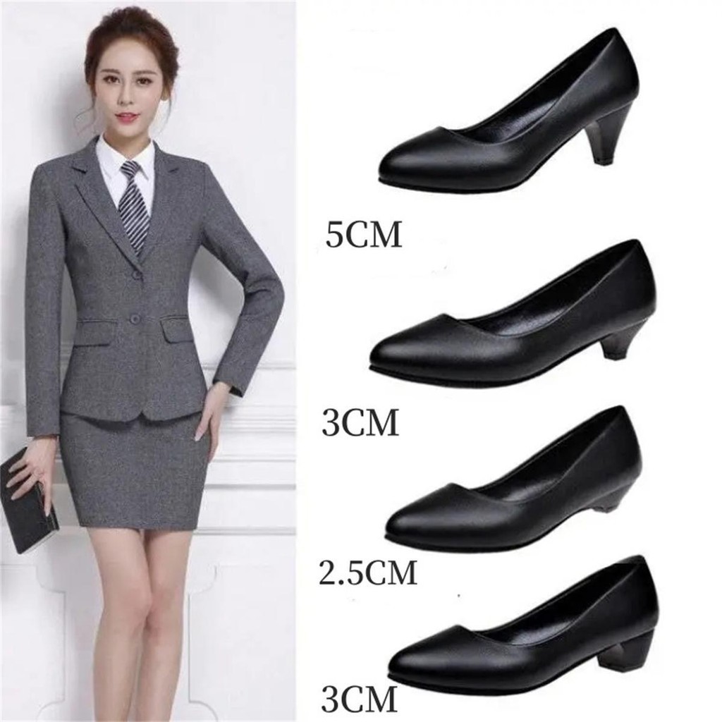 (พร้อมส่งจากไทย )รองเท้าส้นสูง รองเท้าทำงาน รองเท้าคัชชู หนังเทียม มีส้น 2 แบบ 4 รุ่น สำหรับผู้หญิง (แนะนำเพิ่ม 1ไซร์)
