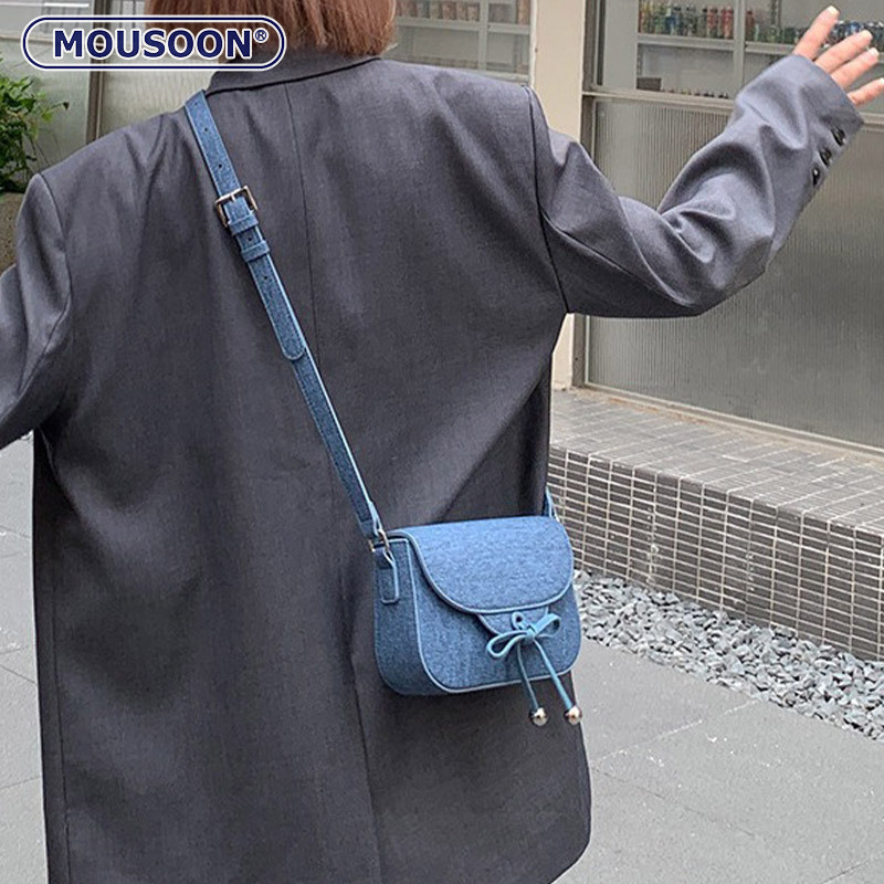 Mousoon กระเป๋าสะพายข้างผู้หญิงเกาหลีอเนกประสงค์ Instagram Bow กระเป๋าสะพายสี่เหลี่ยมเล็กย้อนยุคยุโรปและอเมริกา