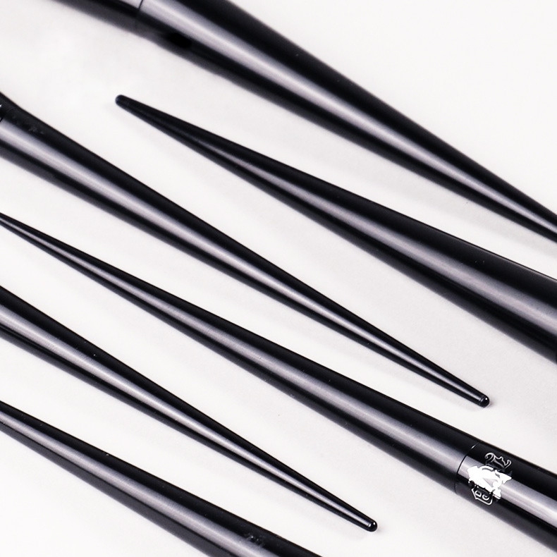 แปรงแต่งหน้า คอนซีลเลอร์ คอนทัวร์ 3 มิติ สีดํา 40 ชิ้น - รูปที่ 4