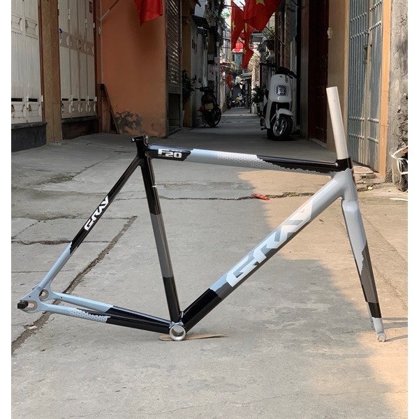 Fixed Gear Grey F20 Frame (รวมถ้วยคอ+ล็อคหลักอาน+ส้อม) - สีเทา (สีเทา) - 54 (ชิ้น)