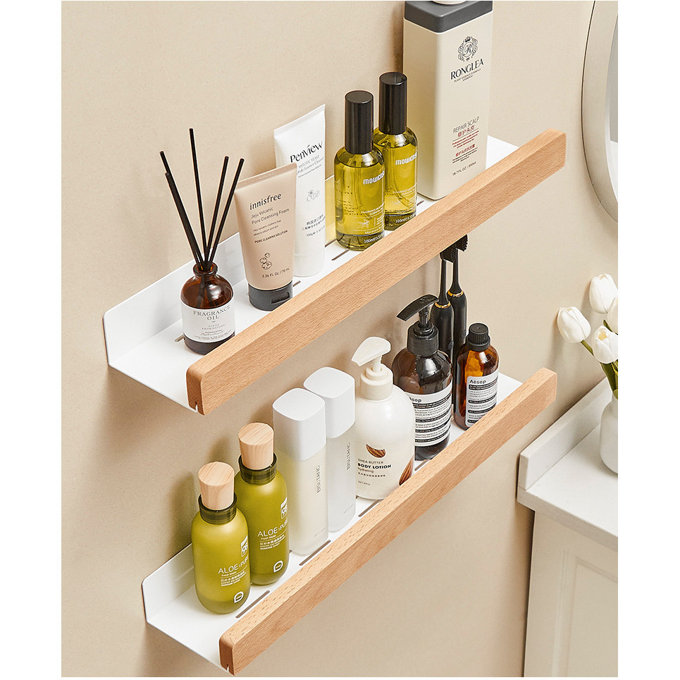 ชั้นวางไม้เนื้อแข็งห้องน้ําเจาะฟรี Washstand ชั้นเก็บเครื่องสําอางห้องนั่งเล่นติดผนังตกแต่งชั้นวางถาด Anti-Mildew