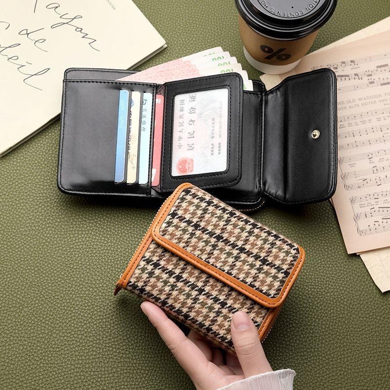 แฟชั่นผู้หญิงกระเป๋าสตางค์สั้นขนาดใหญ่ความจุพับกระเป๋าสตางค์ Multi-Card-Slot ผู้ถือบัตร