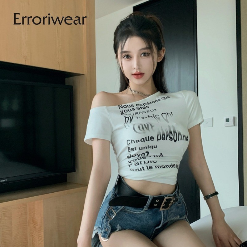 Erroriwear เสื้อยืดแขนสั้นลําลอง พิมพ์ลายตัวอักษร ทรงไม่สมมาตร สําหรับผู้หญิง 2024