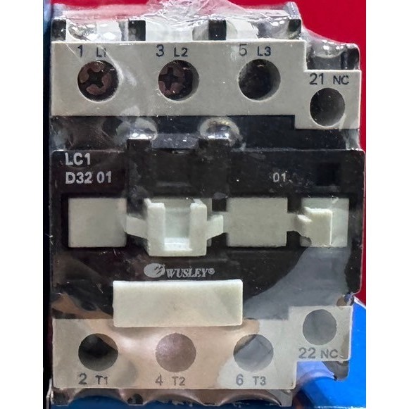 W LC1-D3201M7 32a 220vac