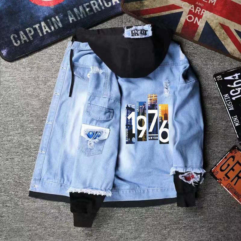 เสื้อแจ็กเก็ตยีน มีฮู้ด พิมพ์ลาย ทรงหลวม เข้ากับทุกการแต่งกาย สไตล์ฮ่องกง แฟชั่นเรโทร สําหรับผู้ชาย