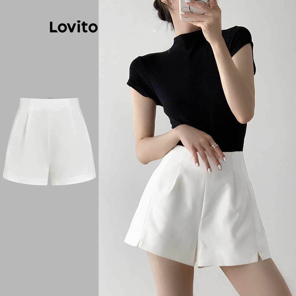 Lovito กางเกงขาสั้นผู้หญิง ทรงเบสิก สีพื้น สไตล์ลำลอง L71ED086 (สีออฟไวต์)