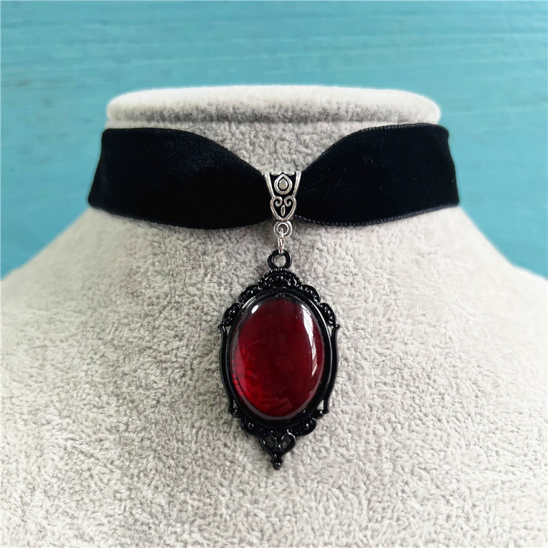 Dark สไตล์ Gothic Retro อัญมณี choker คอสายคล้องคอสั้น Clavicle Chain สร้อยคอผู้หญิงเครื่องประดับ