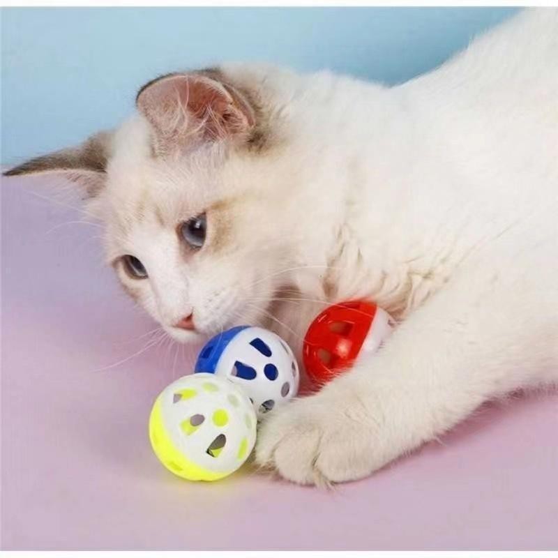 ลูกบอลหลากสี ลูกบอลของเล่น ของเล่นแมวลูกบอลกระดิ่ง ข้างในลูกบอลมีกระดิ่ง ลูกบอลฝึกนกแก้ว ของเล่นฝึกนกแก้ว