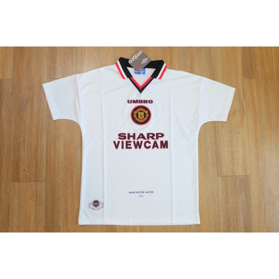 Manchester United 1996/97 เสื้อฟุตบอลแมนยูย้อนยุค Sharp เสื้อแมนยูย้อนยุค