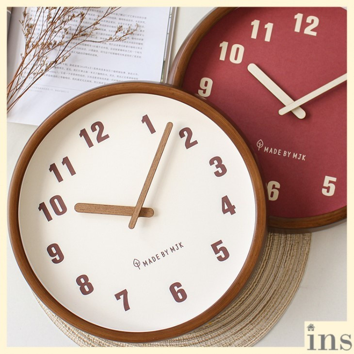 Ins Minimalist ญี่ปุ่น Vintage ไม้ไม้ไม้นาฬิกาแขวนห้องนั่งเล่นเงียบตกแต่งบ้าน YNW0