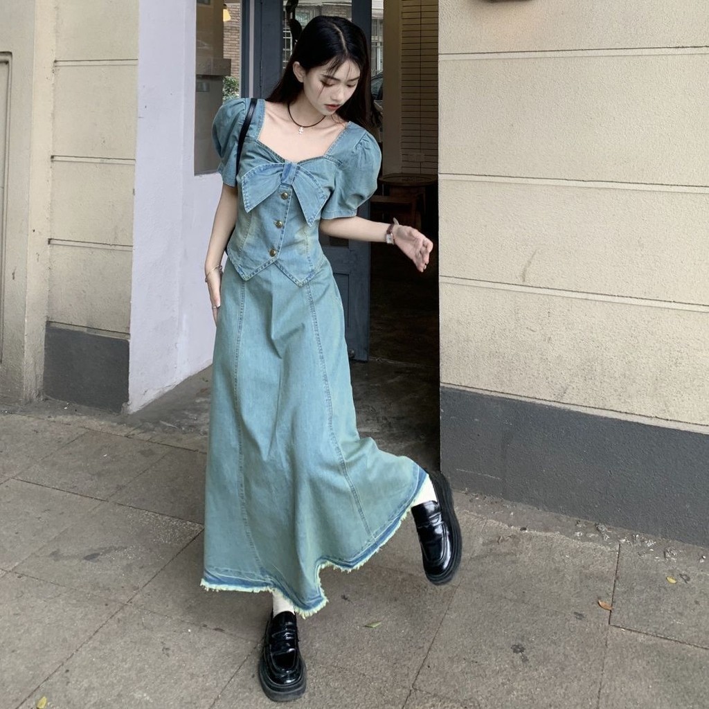 ชุดเสื้อเชิ้ตยีนแขนสั้น คอสี่เหลี่ยม กระโปรงยาว สองชิ้น สไตล์ฮ่องกง เรโทร แฟชั่นฤดูร้อน สําหรับผู้หญิง